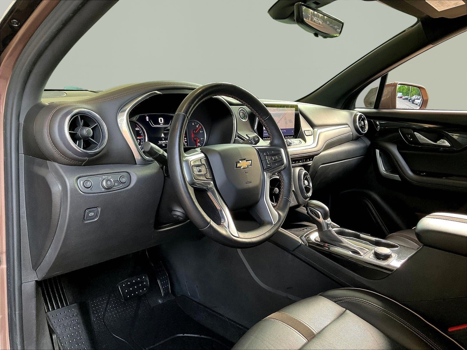 Used 2019 Chevrolet Blazer Premier w/ Sun and Wheels Package FWD image 17