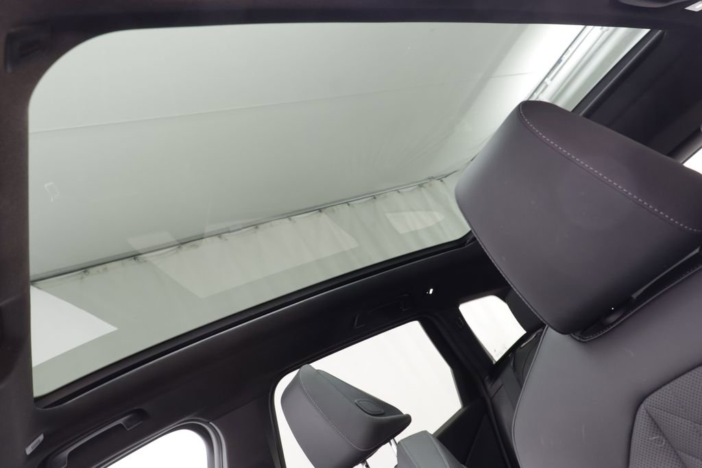 Certified 2025 BMW X3 M50 w/ Premium Package image 13