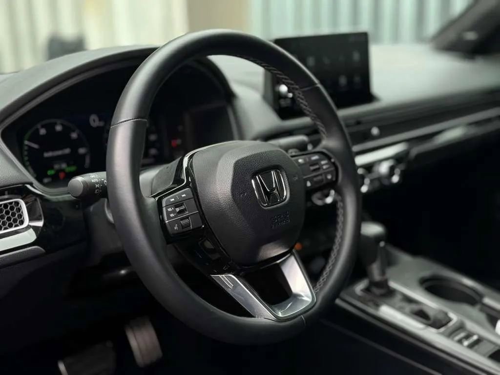 Used 2025 Honda Civic Sport Touring image 22