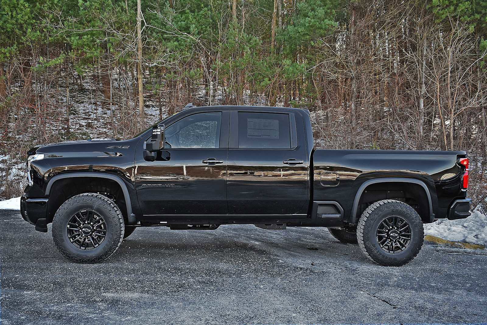 New 2026 Chevrolet Silverado 2500 ZR2 w/ LPO, Dark Essentials Package image 5