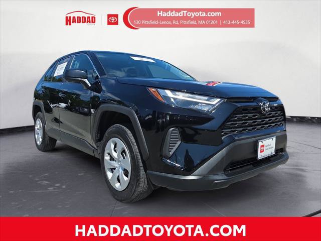 Certified 2024 Toyota RAV4 LE AWD/4WD image 8