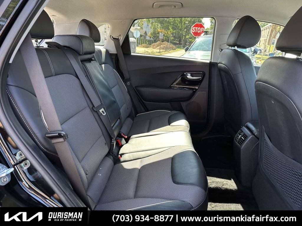 Used 2022 Kia Niro EX w/ Cold Weather Package image 19