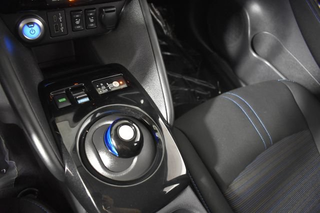 Certified 2024 Nissan Leaf SV Plus FWD image 25