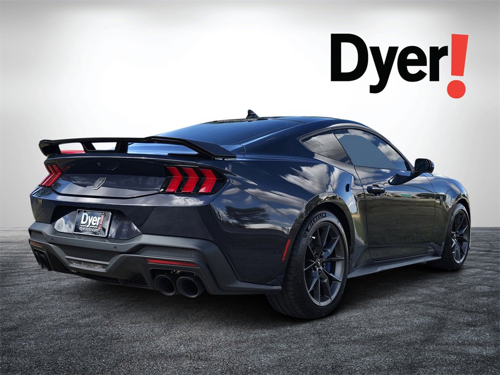Used 2024 Ford Mustang Dark Horse image 3