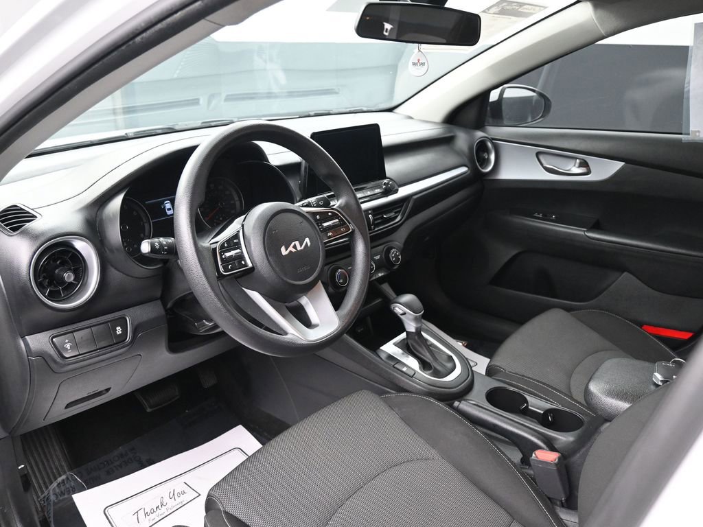 Used 2022 Kia Forte LXS image 22