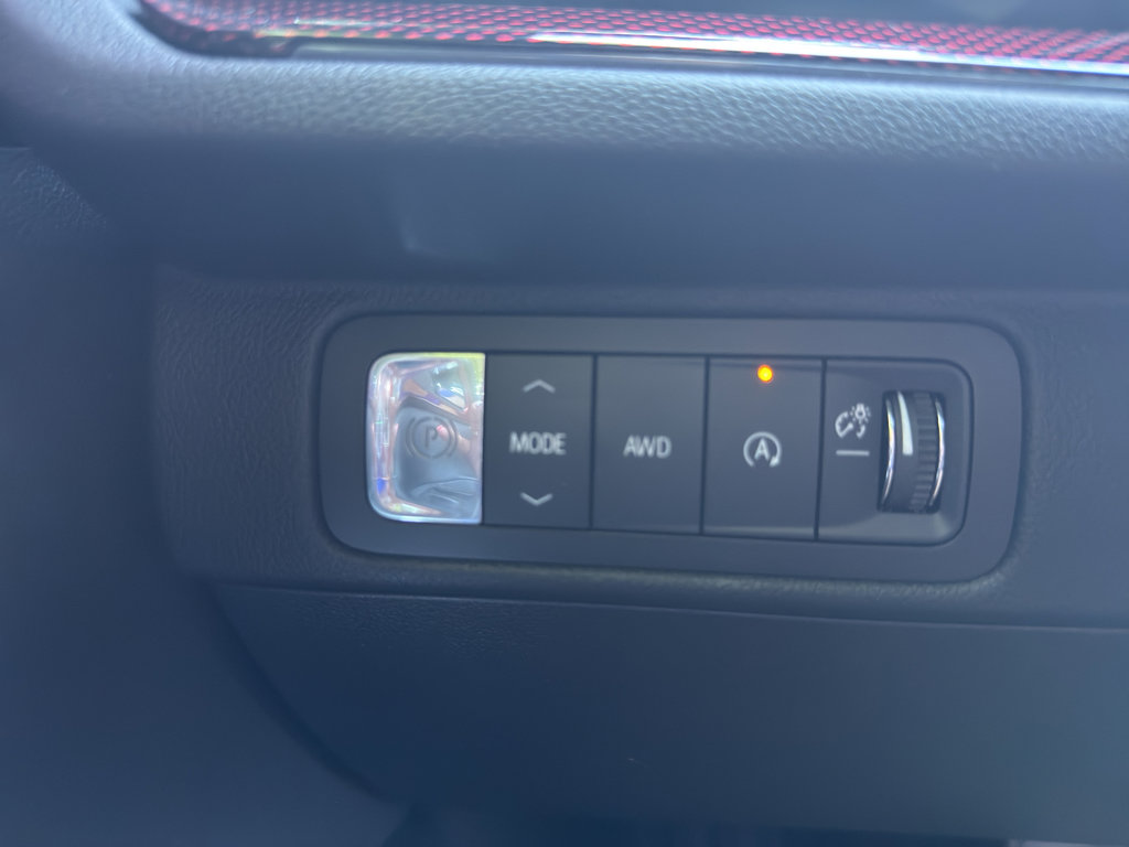 New 2026 Chevrolet Traverse Z71 w/ Enhanced Driving Package AWD/4WD image 20