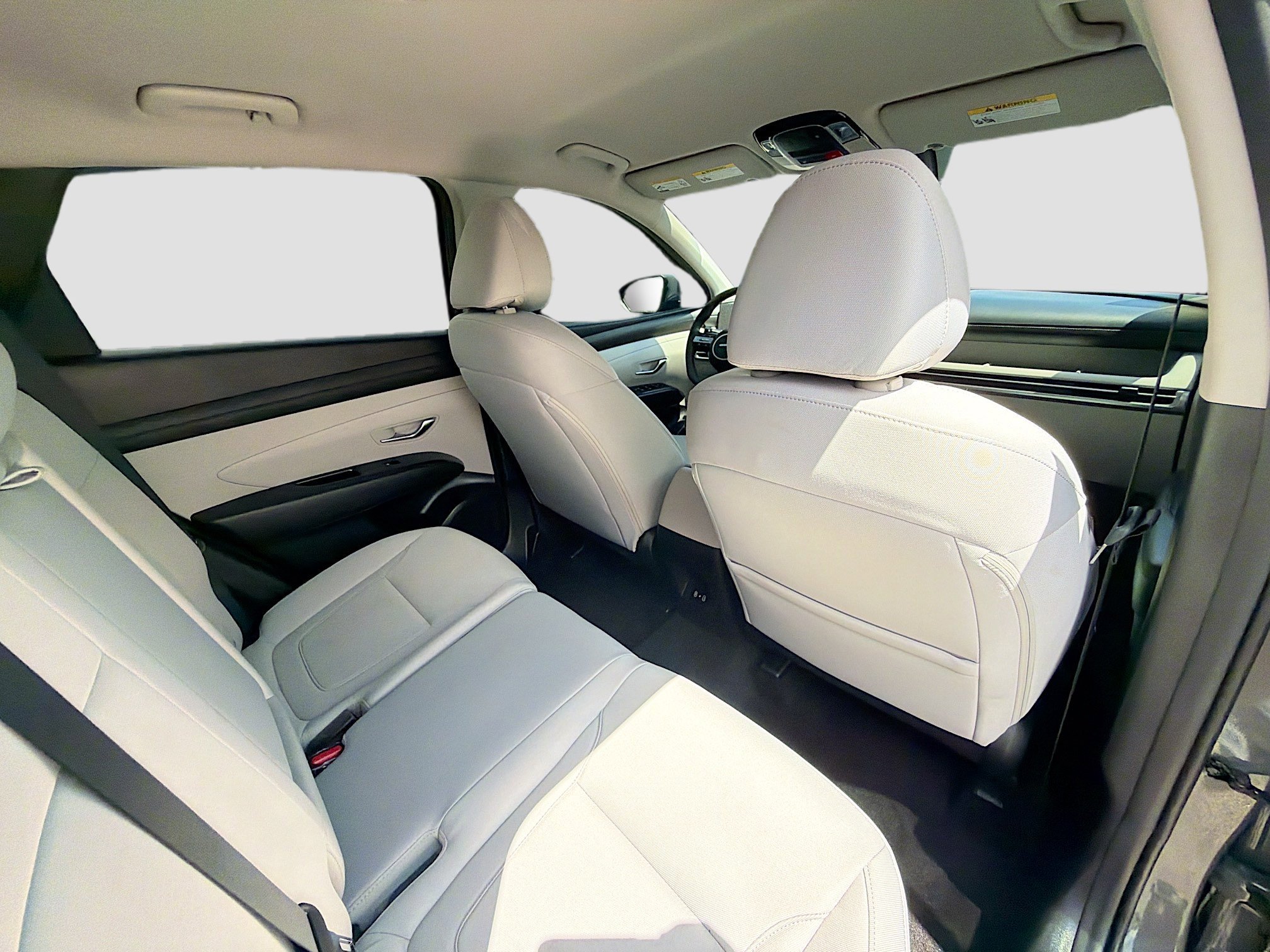 Used 2025 Hyundai Tucson SE image 26