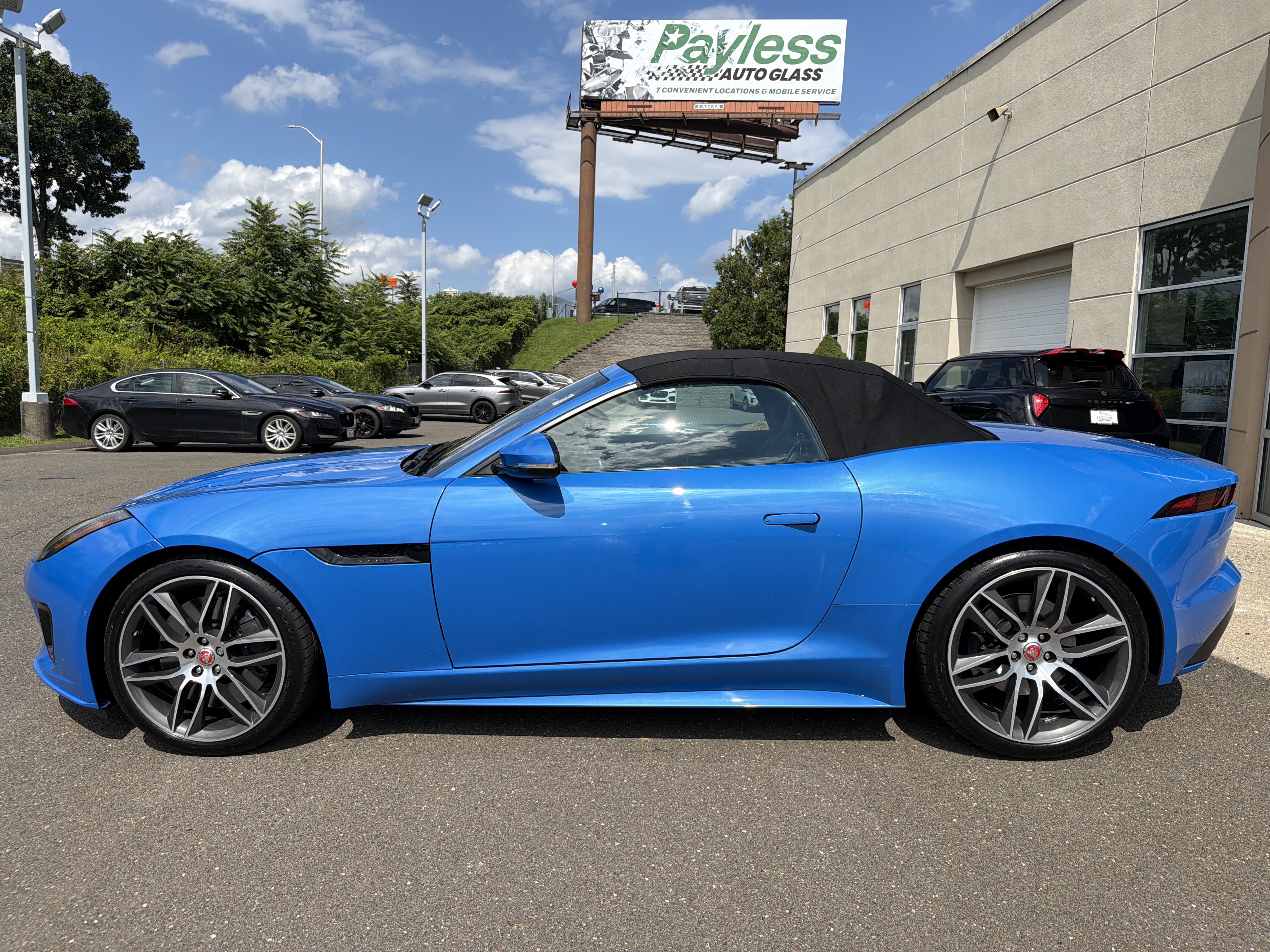 Used 2018 Jaguar F-TYPE R-Dynamic AWD/4WD image 7