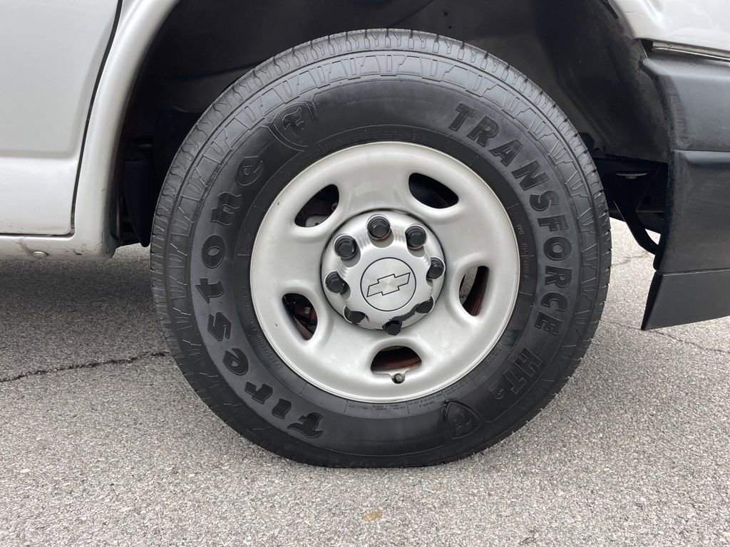 Used 2020 Chevrolet Express 2500 LS w/ Driver Convenience Package image 47