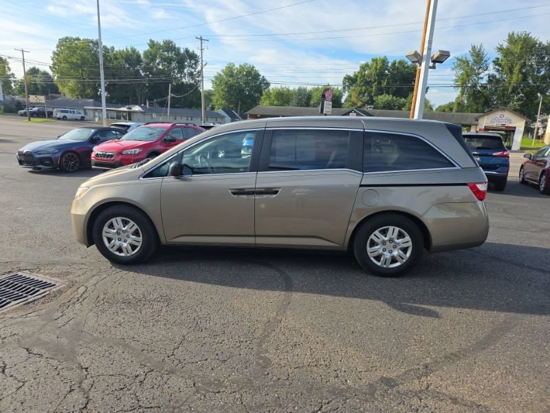 Used 2011 Honda Odyssey LX image 9