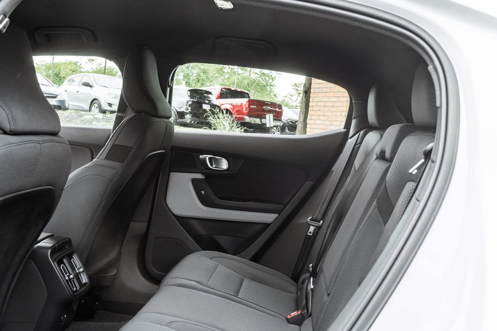 Used 2024 Polestar Polestar 2 AWD/4WD image 23