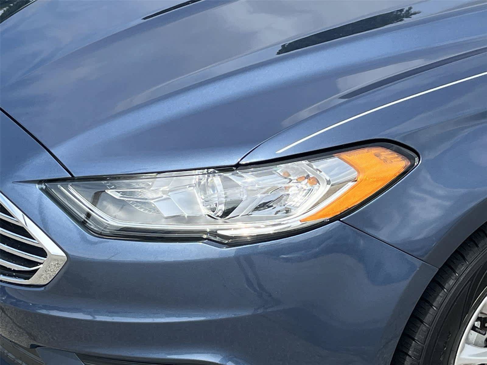 Used 2018 Ford Fusion S FWD image 9