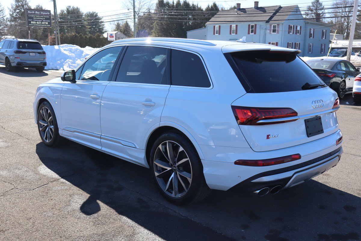 Used 2022 Audi SQ7 Prestige w/ Prestige Package image 8