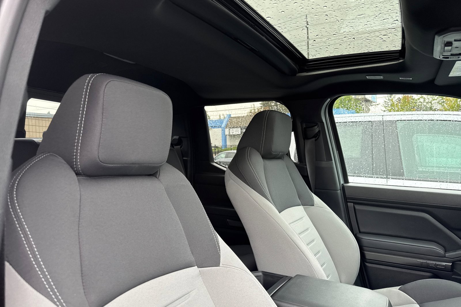 New 2025 Toyota Tacoma TRD Off-Road image 16