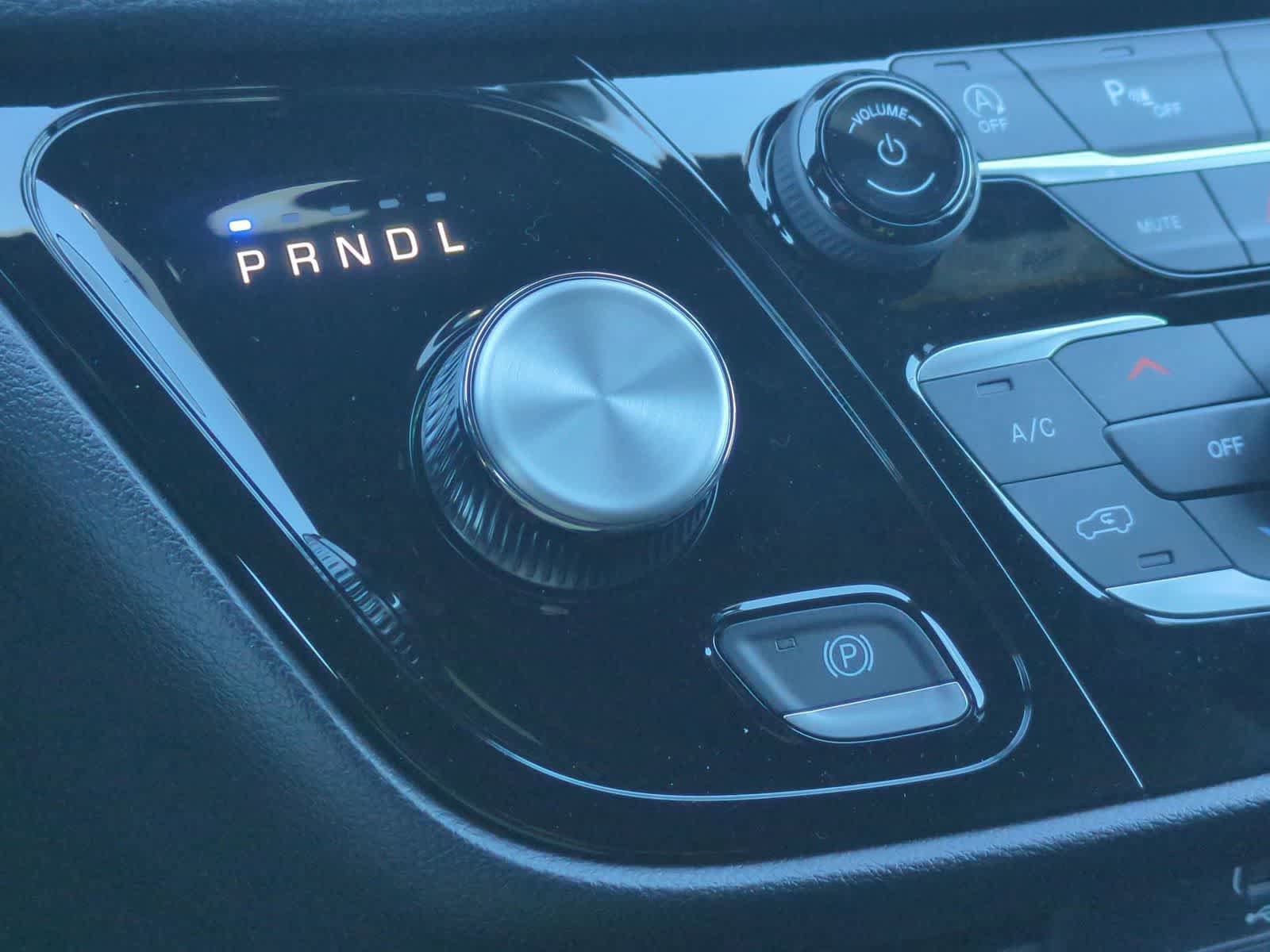 New 2027 Chrysler Pacifica Select FWD image 31