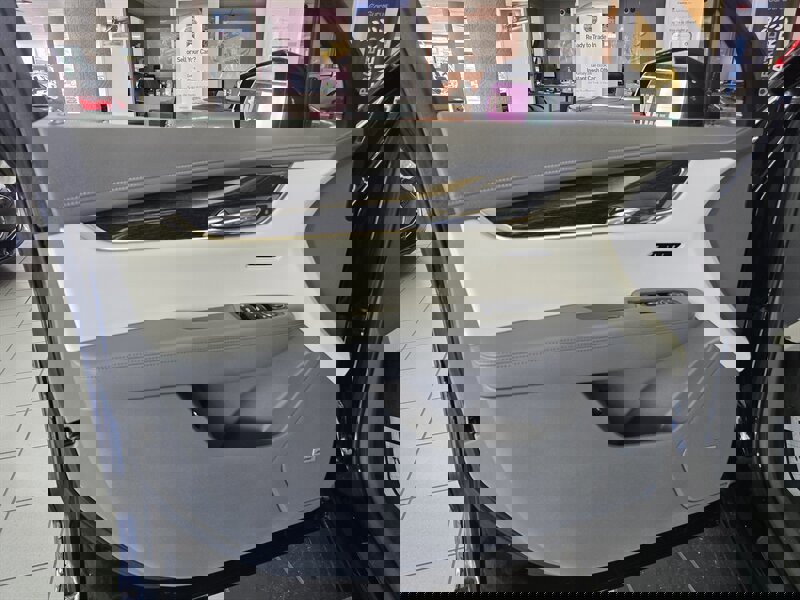 Used 2020 Cadillac XT6 Premium Luxury image 7