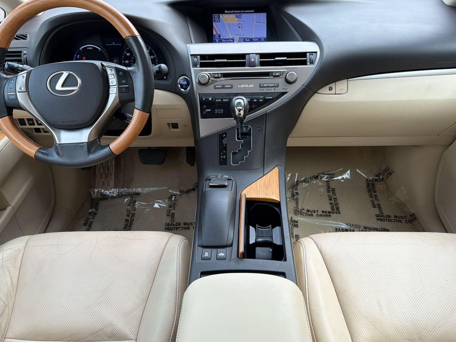 Used 2015 Lexus RX 450h FWD image 14