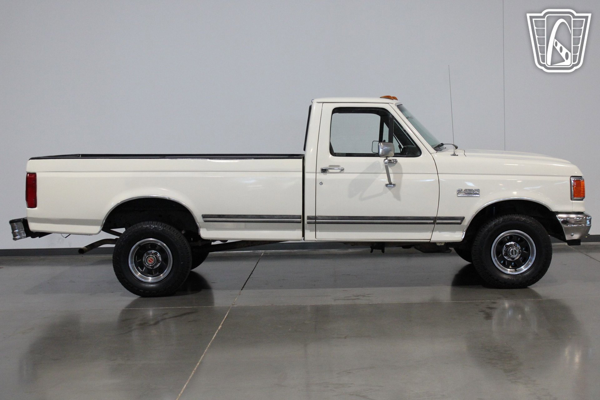 Used 1990 Ford F150 4x4 Regular Cab image 15