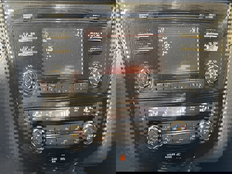 Used 2014 Nissan Rogue SV image 20