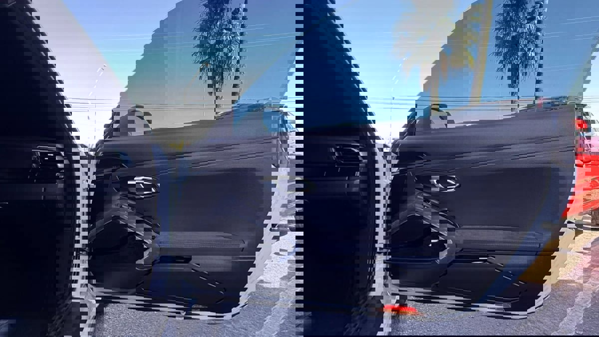 Used 2017 Porsche 911 Carrera GTS image 32