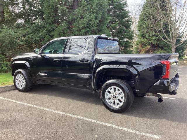 Certified 2025 Toyota Tacoma SR5 image 9