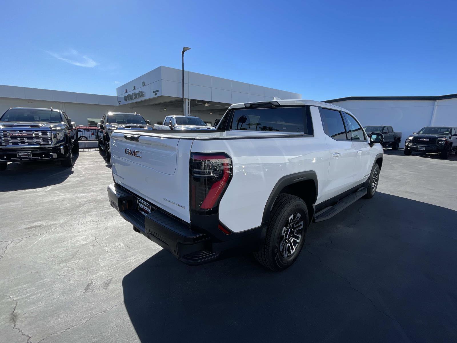 New 2026 GMC Sierra EV Elevation image 5