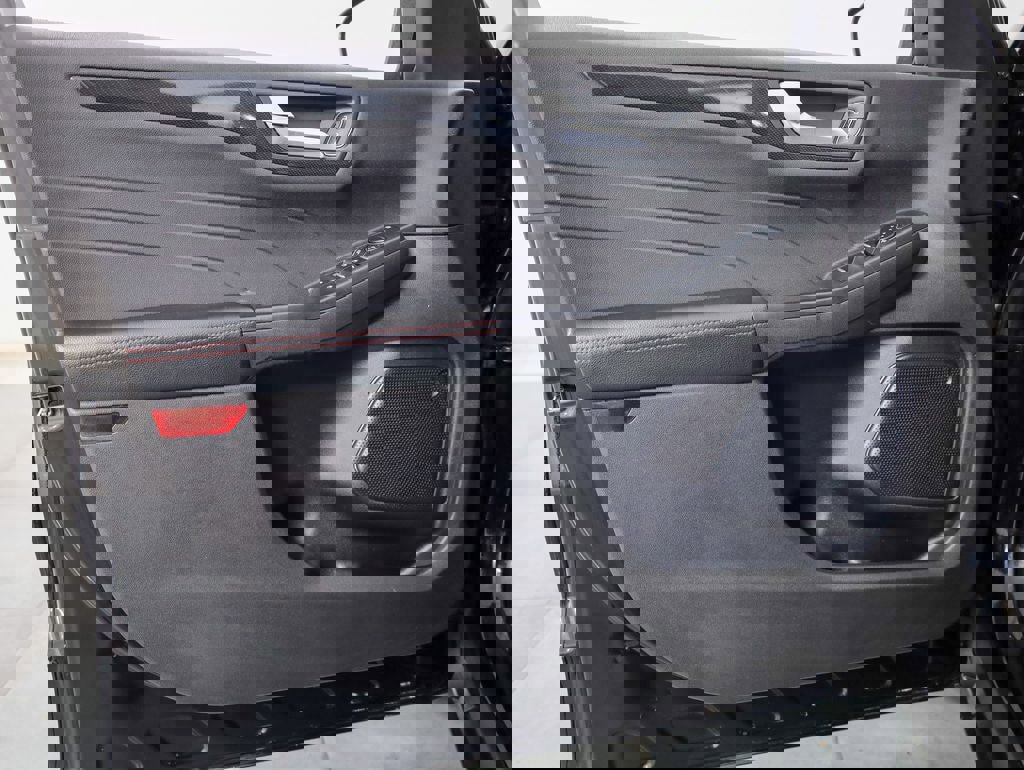 Certified 2024 Ford Escape ST-Line Select w/ Tech Pack #1 image 11