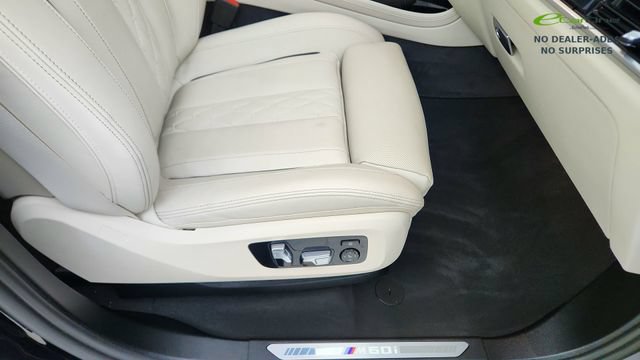 Used 2026 BMW X7 M60i AWD/4WD image 21