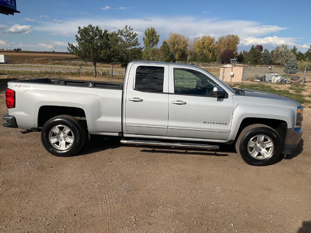 Used 2016 Chevrolet Silverado 1500 LT w/ All Star Edition AWD/4WD image 14