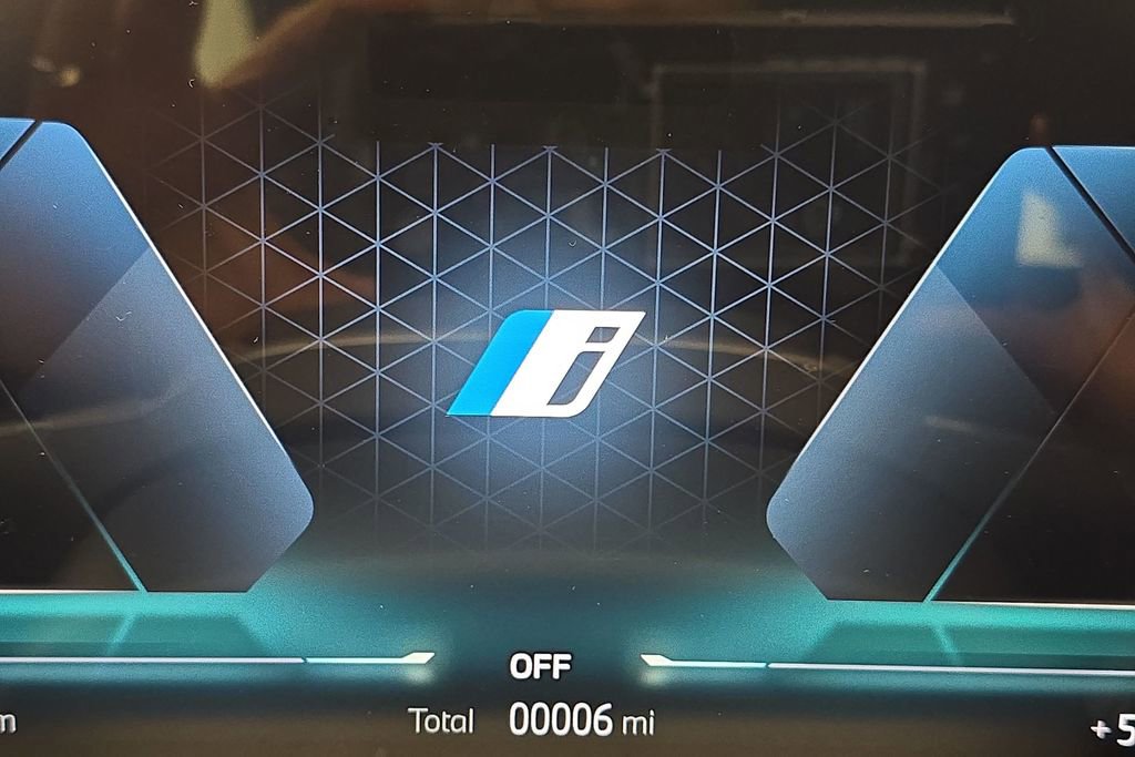 New 2025 BMW i4 xDrive40i w/ Premium Package image 16