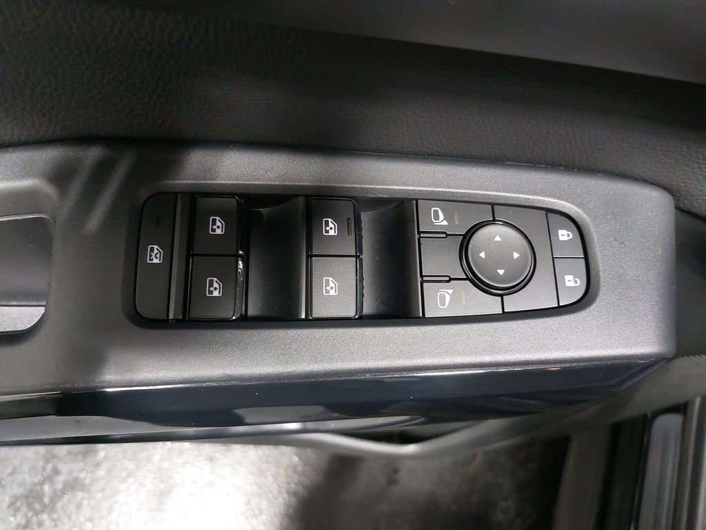 Used 2024 Nissan Pathfinder SV w/ Cargo Package image 29