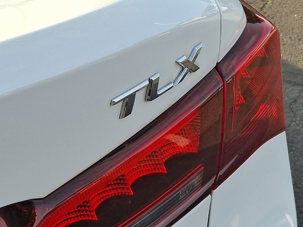 Certified 2017 Acura TLX w/ Technology Package FWD image 32