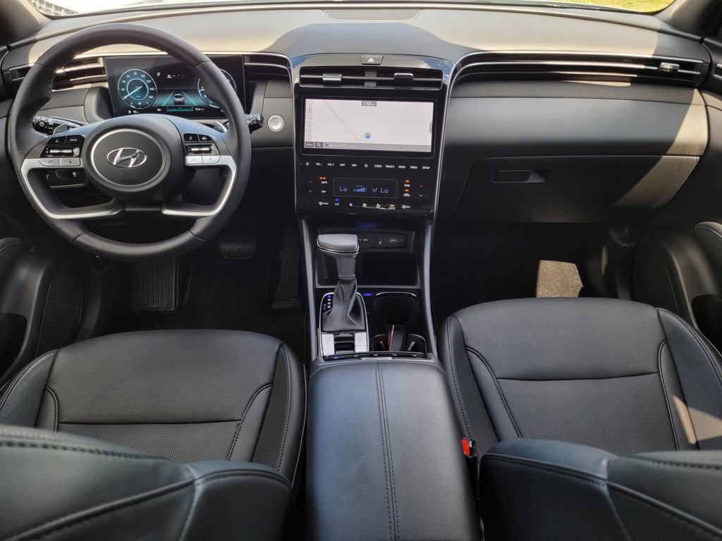 Used 2024 Hyundai Santa Cruz Limited image 17