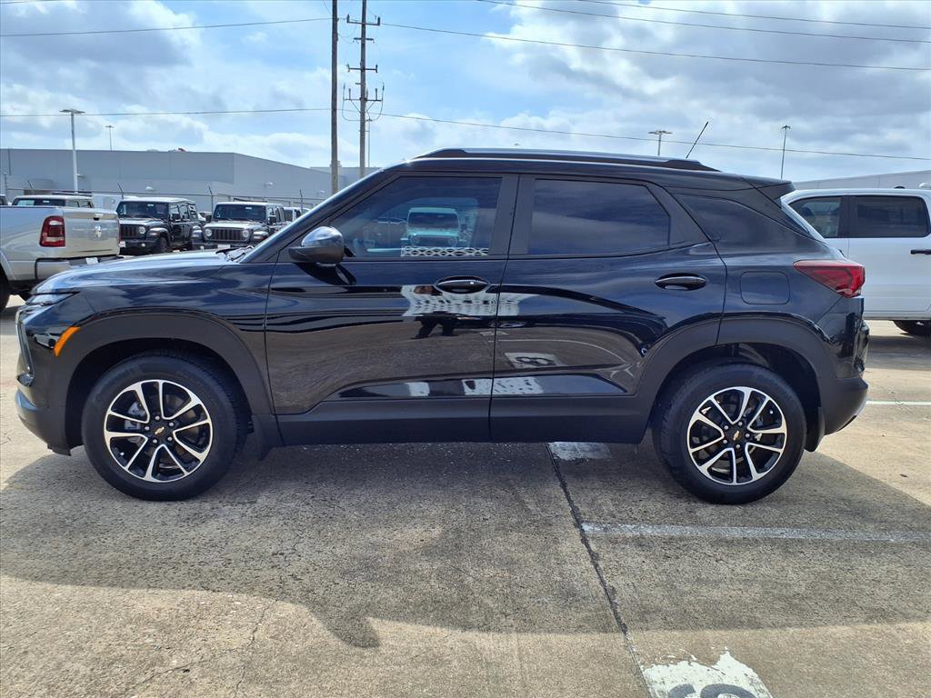 Used 2026 Chevrolet TrailBlazer LT w/ Driver Confidence Package image 25