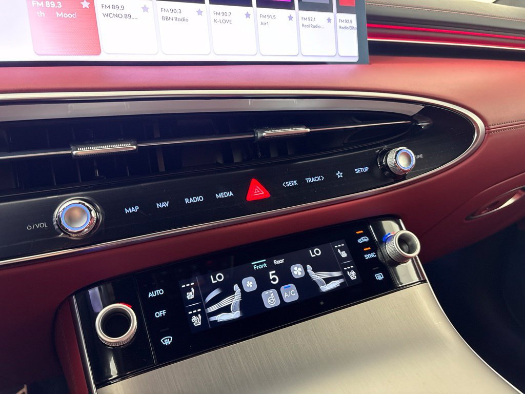New 2027 Genesis GV70 2.5T Sport Prestige AWD/4WD image 37