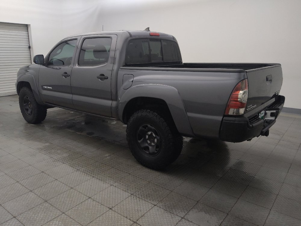 Used 2015 Toyota Tacoma PreRunner w/ SR5 Package RWD image 3