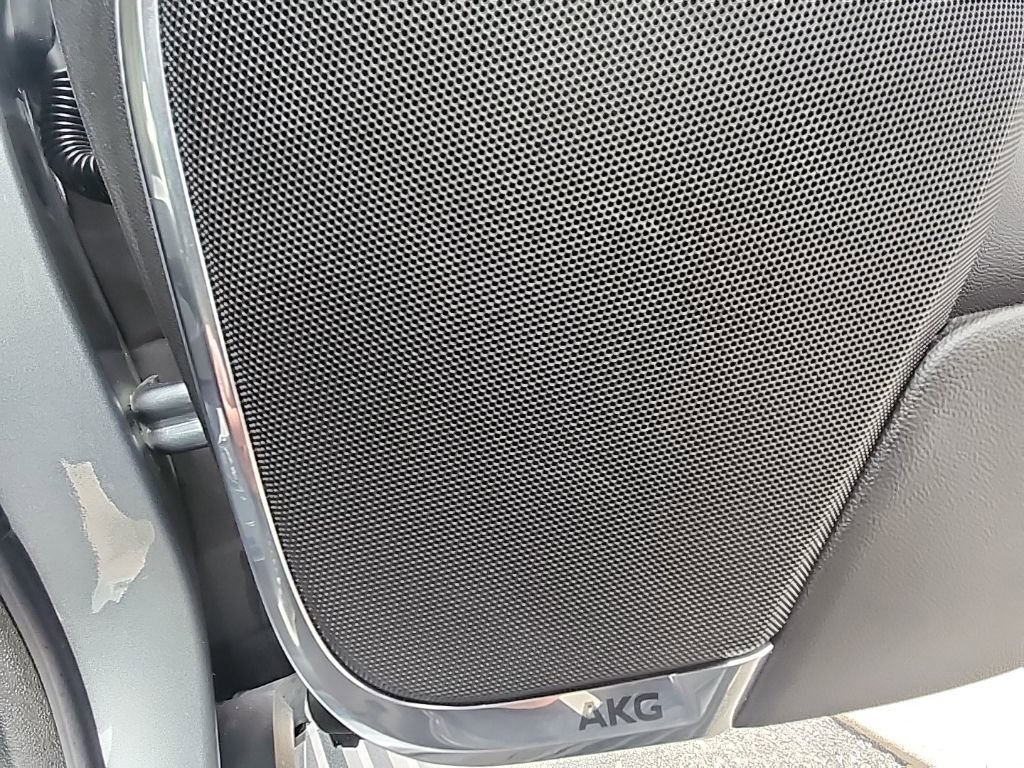 Used 2025 Cadillac Escalade V image 19