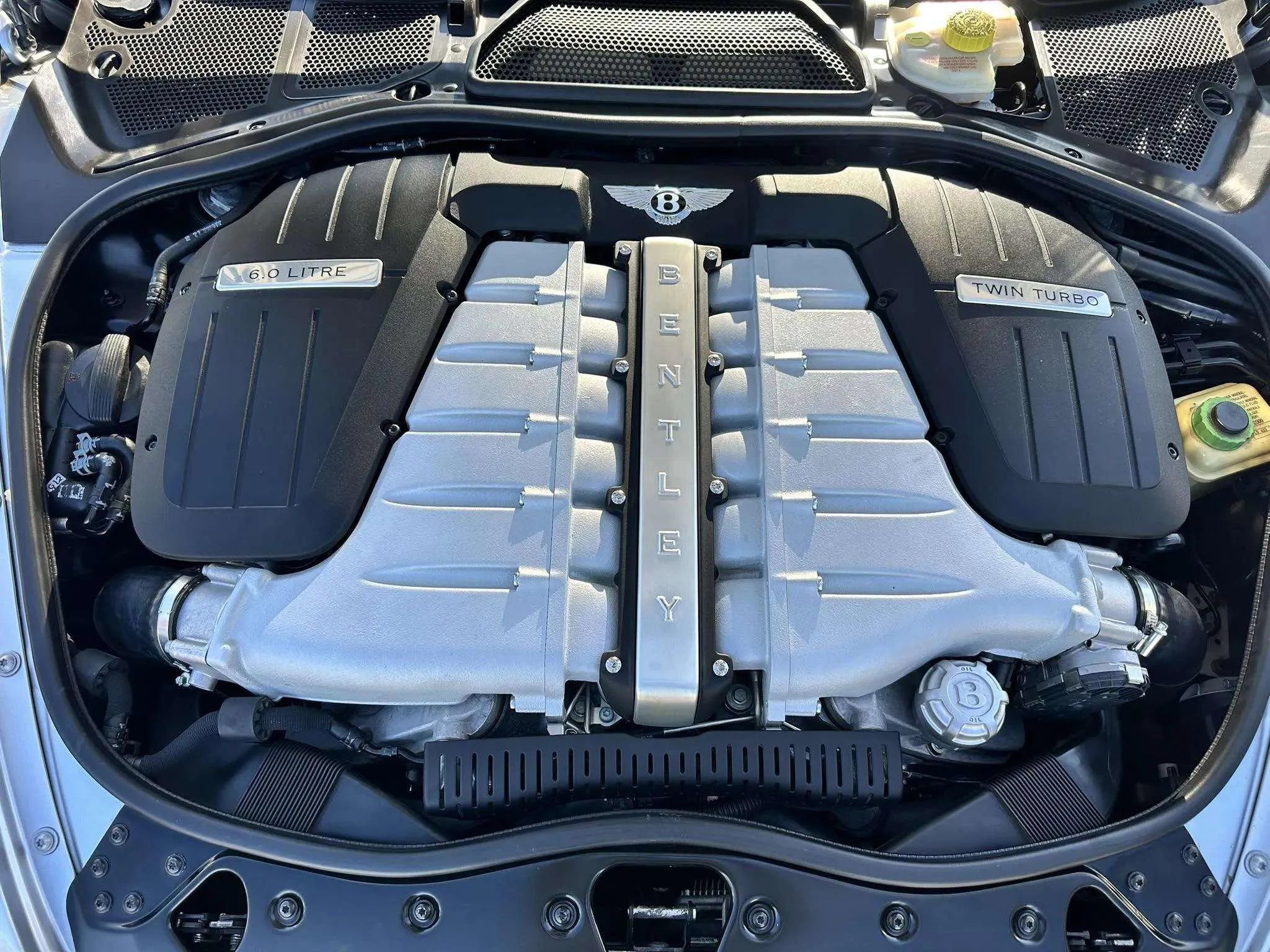 Used 2005 Bentley Continental GT image 32
