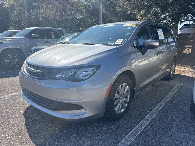 Used 2020 Chrysler Voyager L