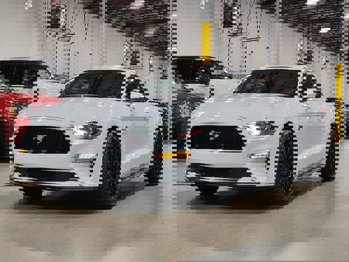 Used 2020 Ford Mustang GT image 5