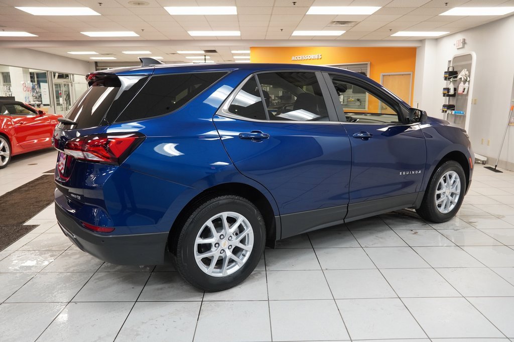Used 2023 Chevrolet Equinox LT image 12
