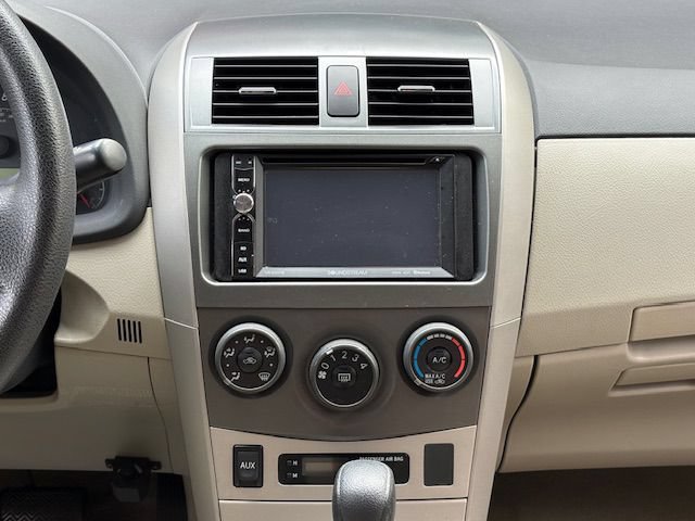 Used 2011 Toyota Corolla LE FWD image 24