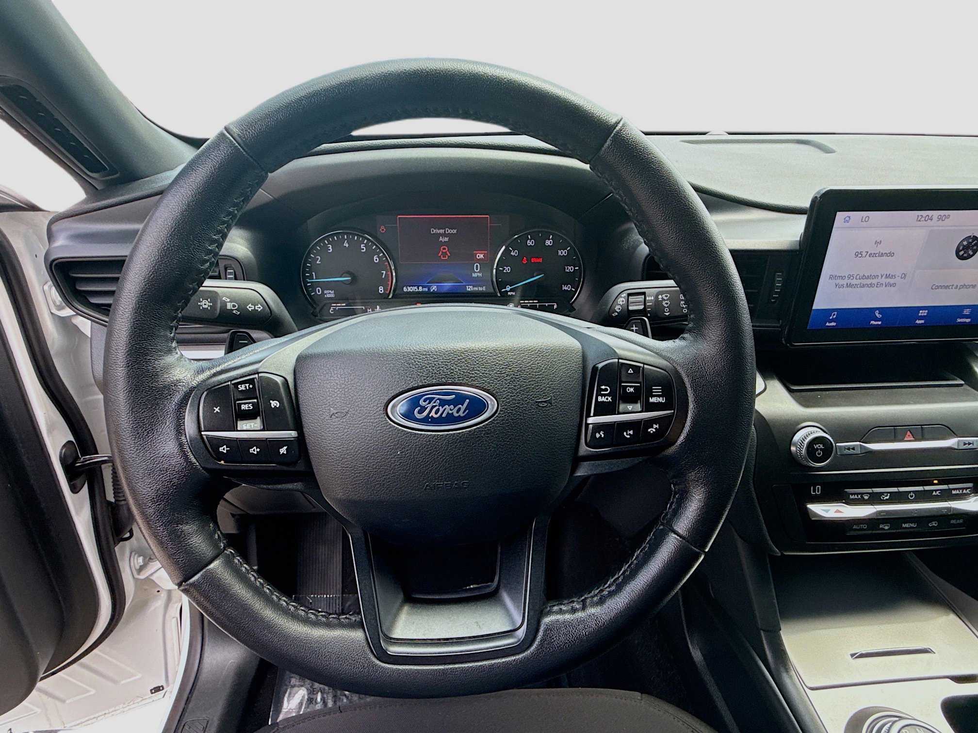 Used 2020 Ford Explorer XLT RWD image 10