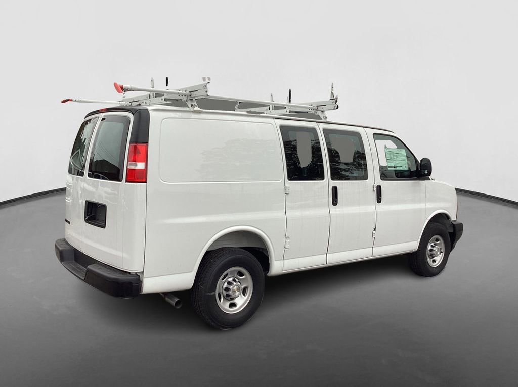 New 2025 Chevrolet Express 2500 image 5