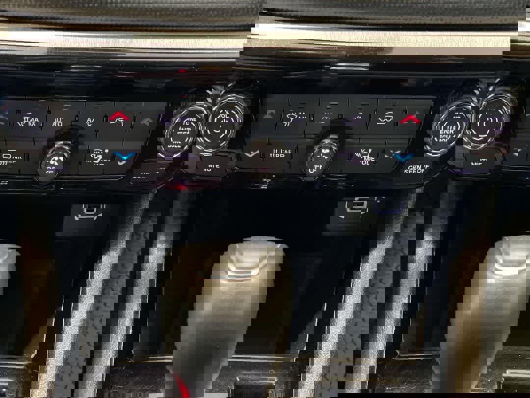 Used 2023 Jeep Compass Trailhawk image 21