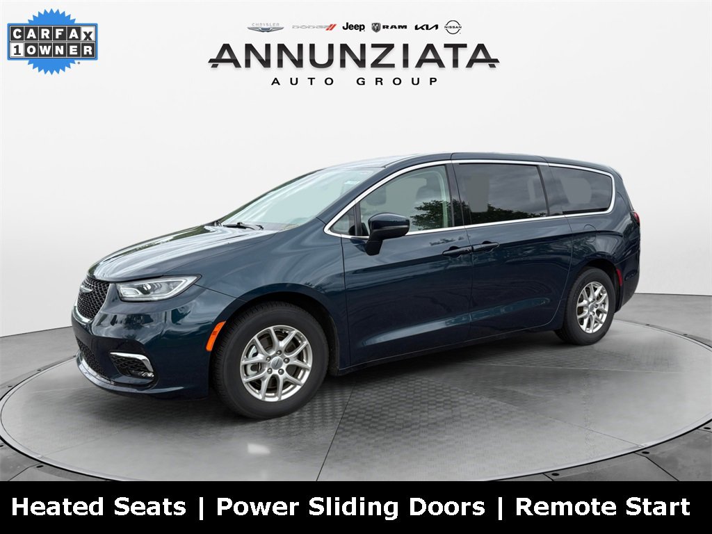 Certified 2023 Chrysler Pacifica Touring-L