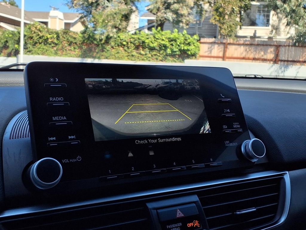 Used 2020 Honda Accord LX image 8