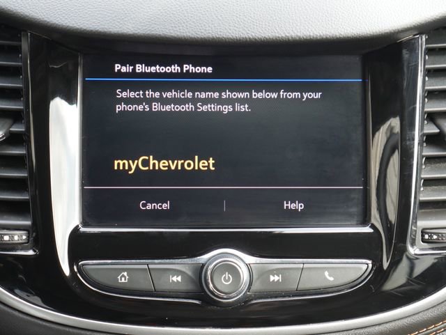 Used 2021 Chevrolet Trax LT image 3