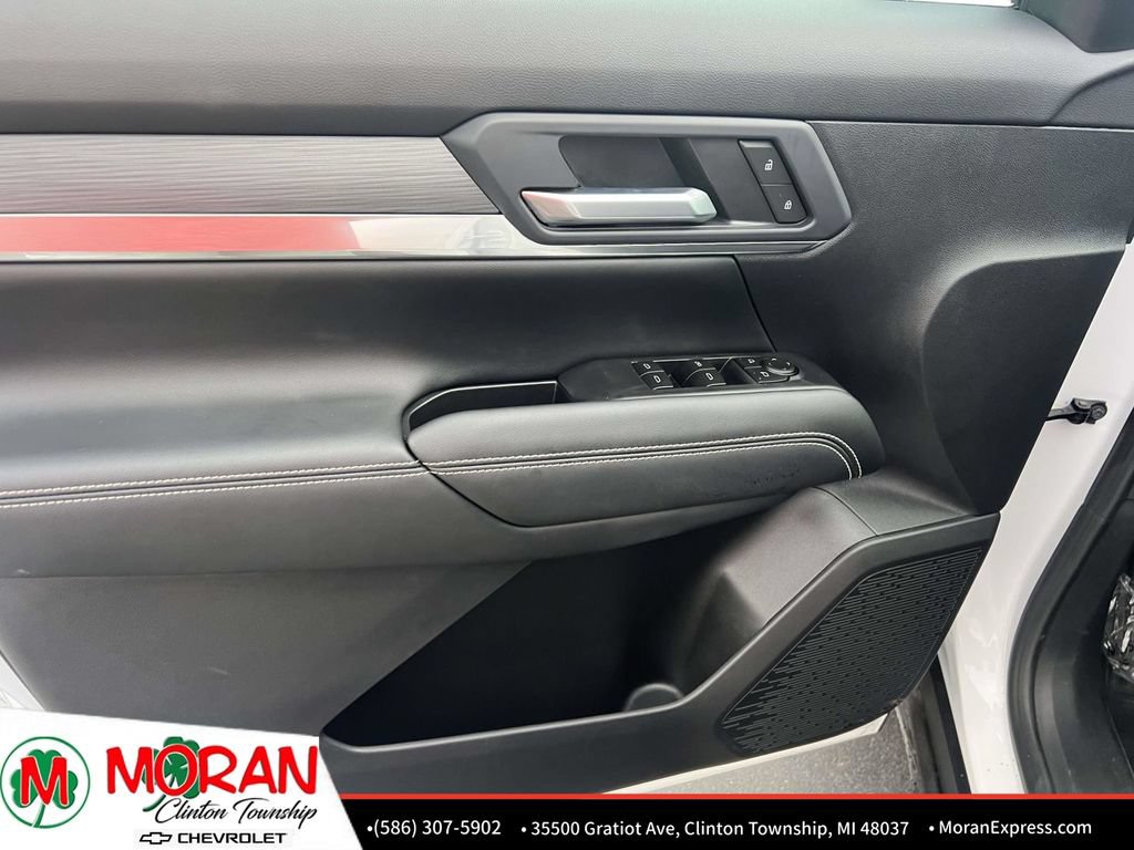 Certified 2026 GMC Terrain Elevation AWD/4WD image 15