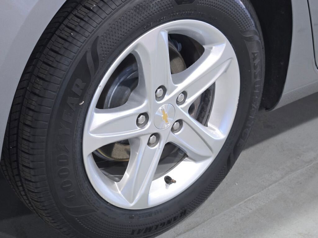 Used 2024 Chevrolet Malibu LT image 13